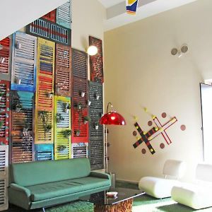 Urban Pop 2 Bnb